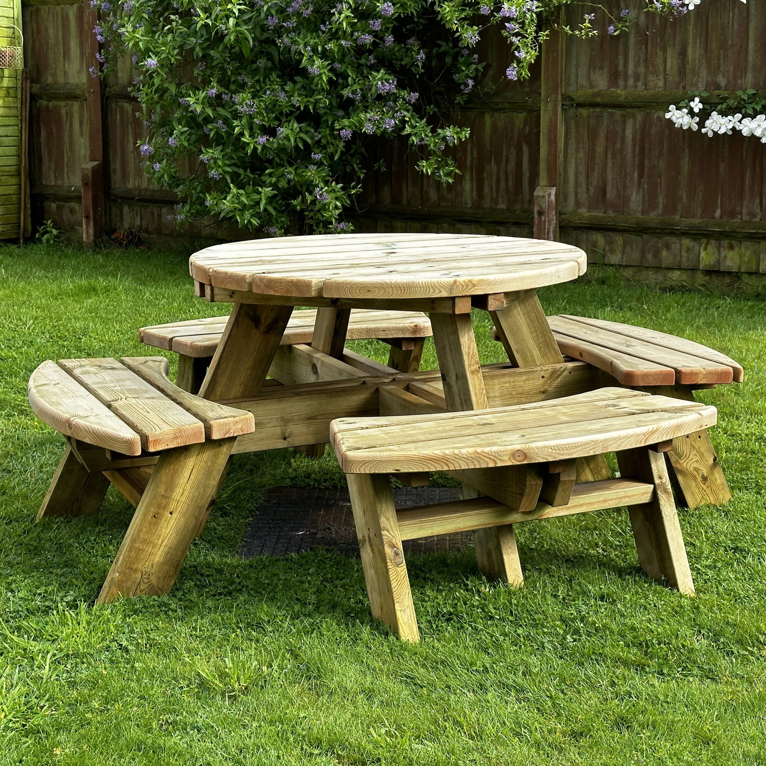 8 seater round picnic bench